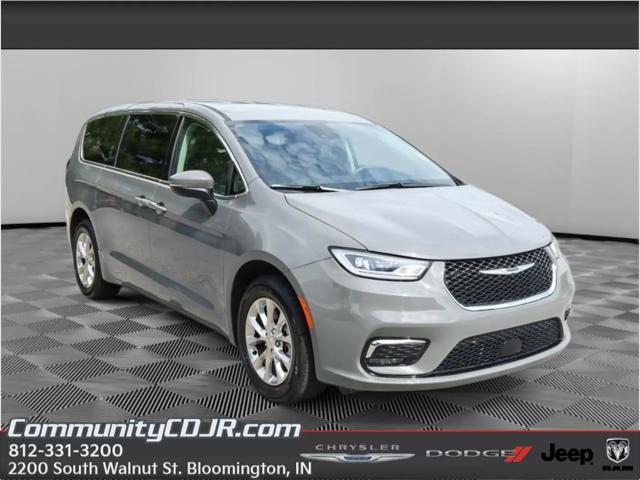 2023 Chrysler Pacifica Touring L AWD for sale in Bloomington, IN