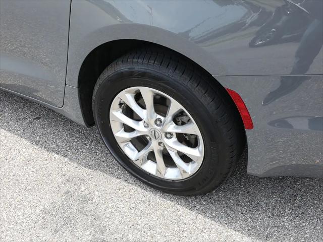 2023 Chrysler Pacifica Touring L AWD