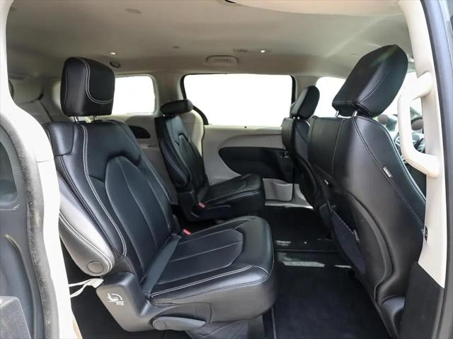 2023 Chrysler Pacifica Touring L AWD