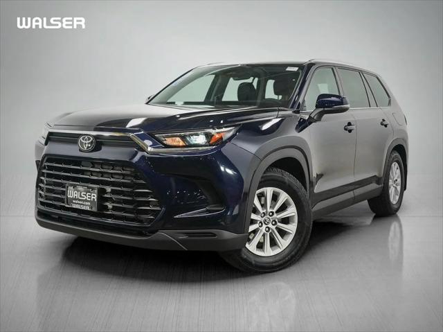 2024 Toyota Grand Highlander XLE for sale in Burnsville, MN