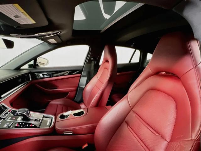 2020 Porsche Panamera 4