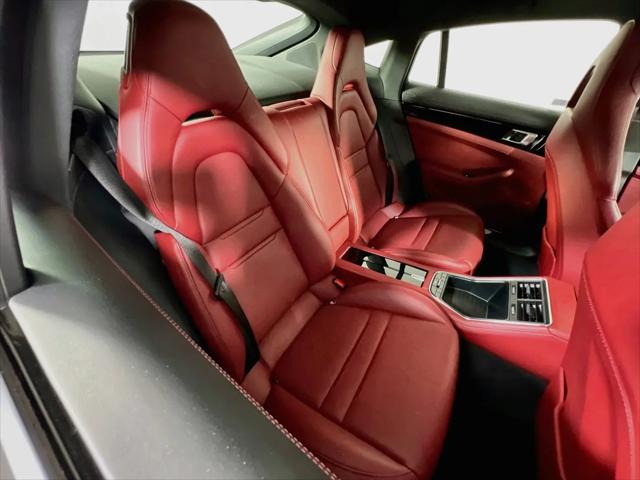 2020 Porsche Panamera 4