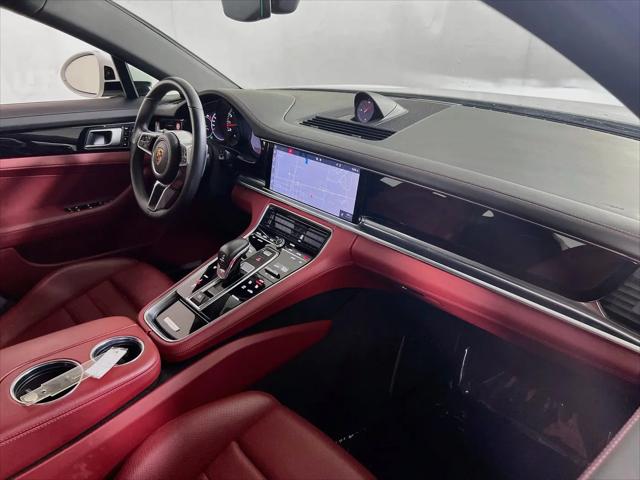 2020 Porsche Panamera 4