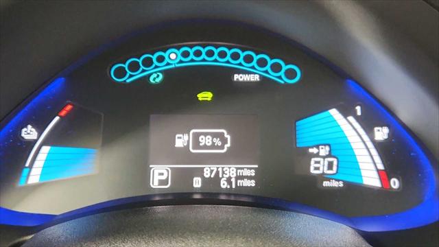 2013 Nissan LEAF SV