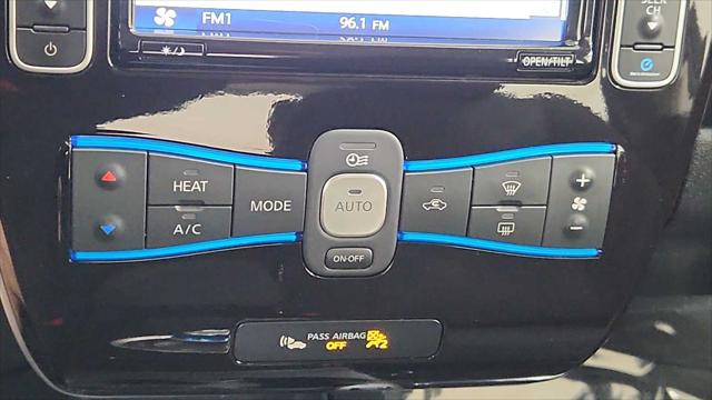 2013 Nissan LEAF SV