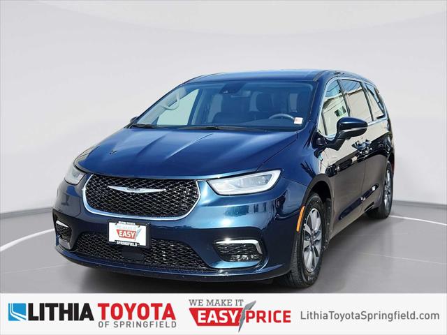 2023 Chrysler Pacifica Hybrid Touring L for sale in Springfield, OR