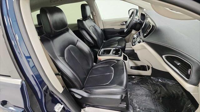 2023 Chrysler Pacifica Hybrid Touring L