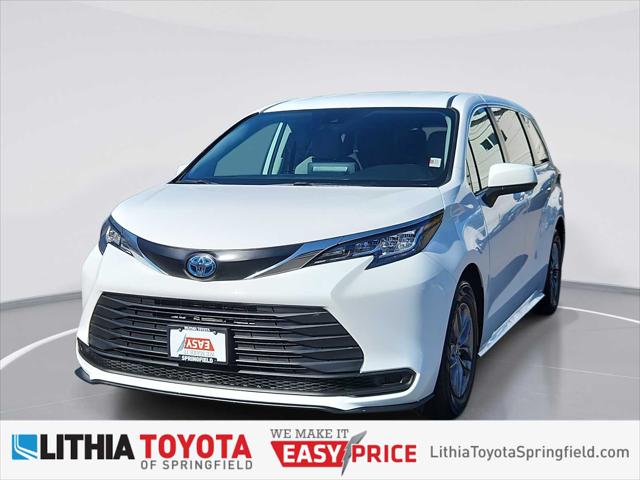 2022 Toyota Sienna LE for sale in Springfield, OR