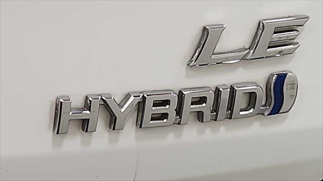 2022 Toyota Sienna LE