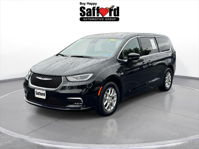 2026 Chrysler Pacifica Select for sale in Winchester, VA