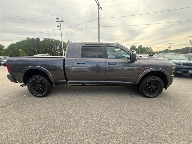2025 Ram 3500 Limited Mega Cab 4x4 64 Box