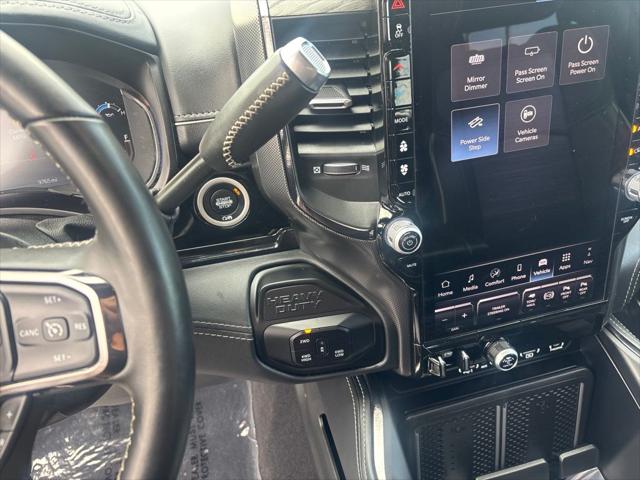 2025 Ram 3500 Limited Mega Cab 4x4 64 Box