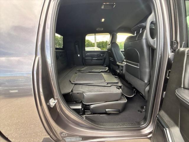 2025 Ram 3500 Limited Mega Cab 4x4 64 Box