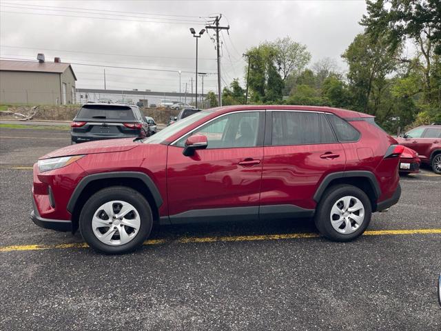 2025 Toyota RAV4 LE 2025 Toyota RAV4 LE