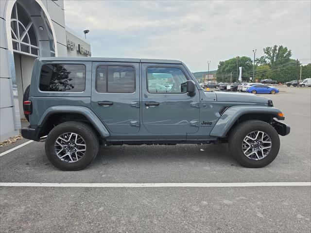 2026 Jeep Wrangler 4-Door Sahara 4x4
