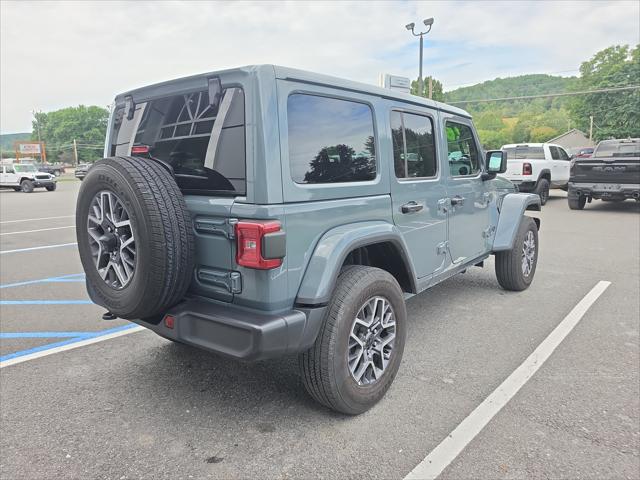 2026 Jeep Wrangler 4-Door Sahara 4x4