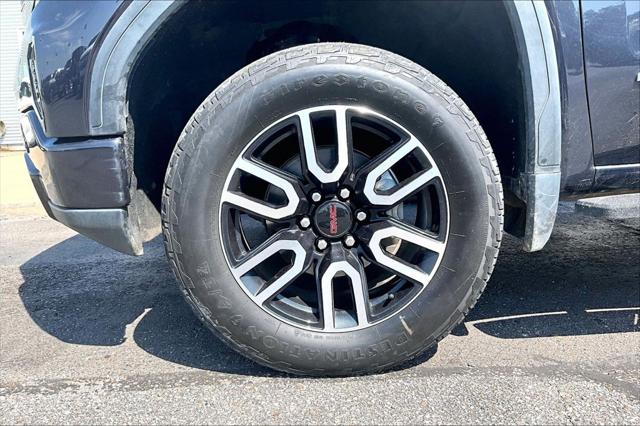 Used 2022 GMC Sierra 1500 4WD Crew Cab Short Box AT4 For Sale in Olive Branch, MS