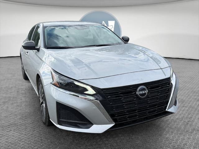 2024 Nissan Altima SV FWD for sale in White Oak, PA