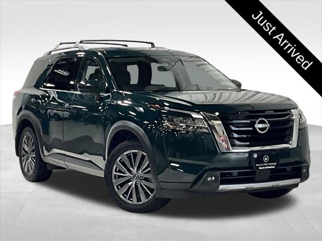 2023 Nissan Pathfinder SL FWD for sale in Des Moines, IA