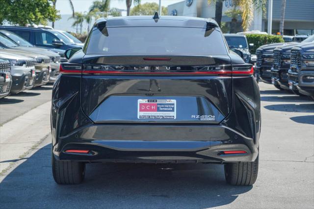 2023 Lexus RZ 450e Luxury