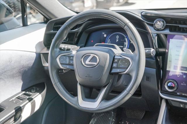 2023 Lexus RZ 450e Luxury