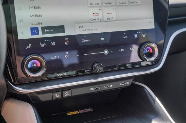 2023 Lexus RZ 450e Luxury
