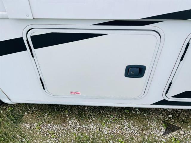 2021 Ford F-53 Unknown