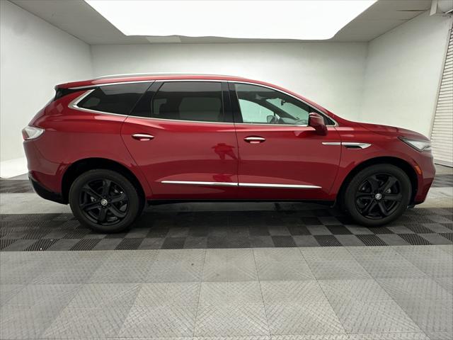 2024 Buick Enclave Essence AWD