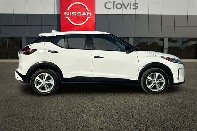 2025 Nissan Kicks S