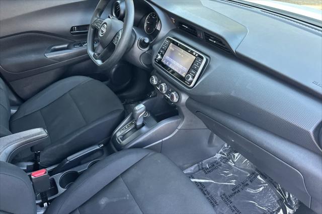 2025 Nissan Kicks S