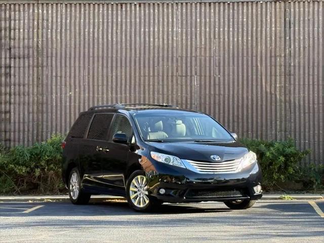 2015 Toyota Sienna Ltd for sale in Des Plaines, IL