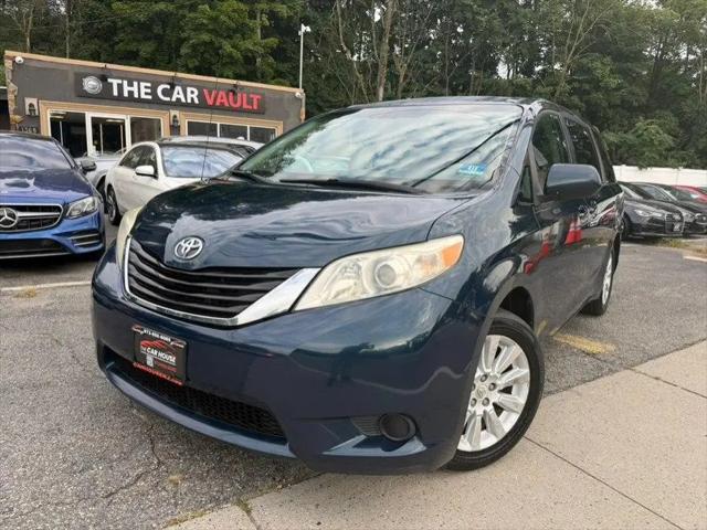 2012 Toyota Sienna LE 7 Passenger for sale in Wanaque, NJ