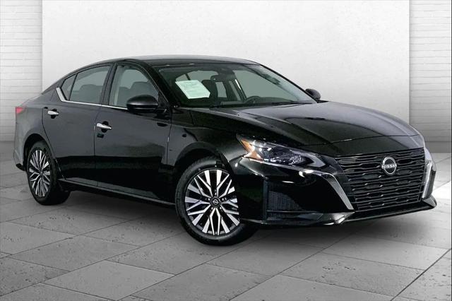 2025 Nissan Altima SV FWD for sale in Independence, MO