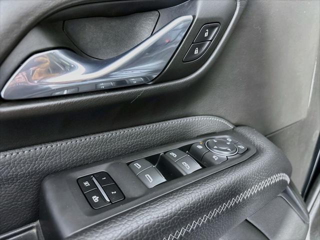 Used 2023 GMC Yukon 4WD Denali For Sale in Olive Branch, MS