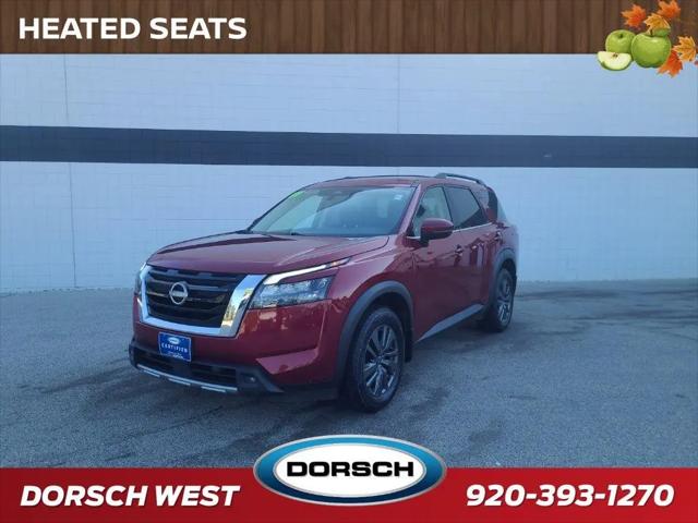 2023 Nissan Pathfinder SV 4WD for sale in Green Bay, WI