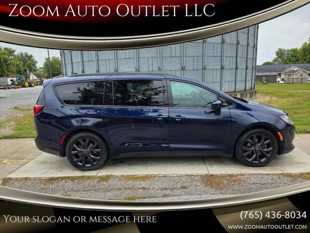 2018 Chrysler Pacifica Touring L Plus for sale in Thorntown, IN