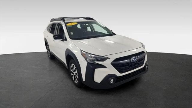 2025 Subaru Outback Premium for sale in Janesville, WI