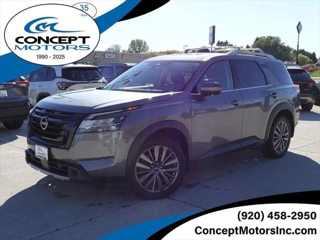 2023 Nissan Pathfinder SL 4WD for sale in Sheboygan, WI