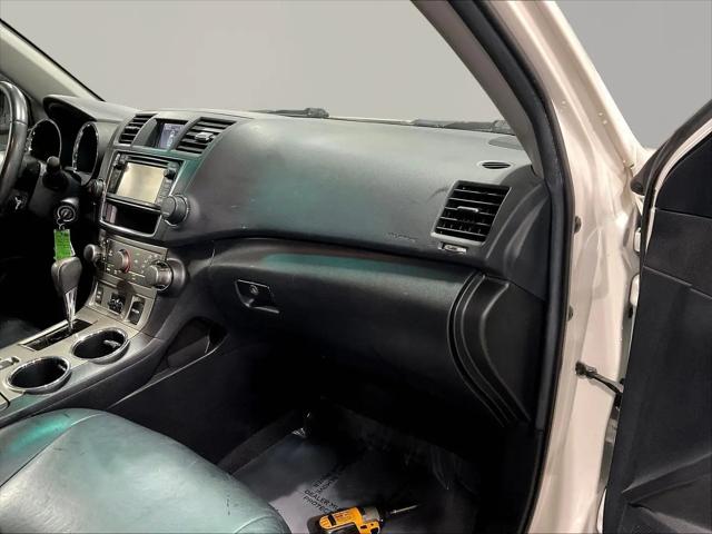 2013 Toyota Highlander SE V6