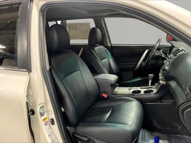 2013 Toyota Highlander SE V6