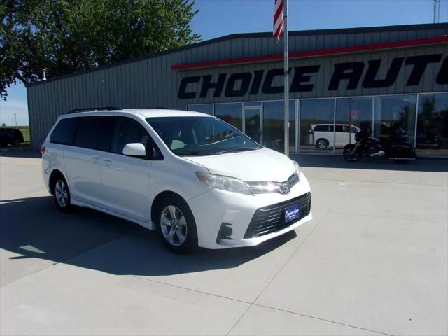2018 Toyota Sienna Unknown for sale in Carroll, IA