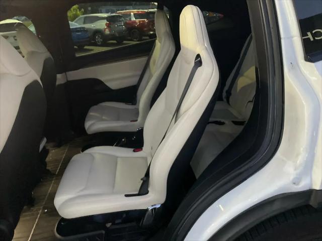 2023 Tesla Model X Standard Range