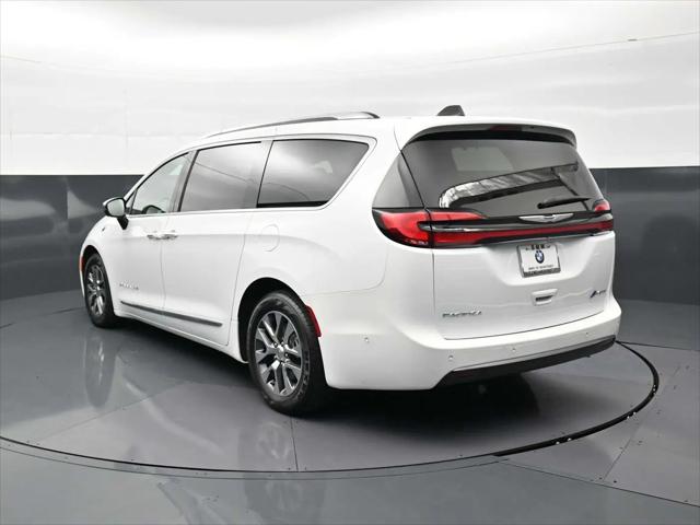2023 Chrysler Pacifica Hybrid Pinnacle