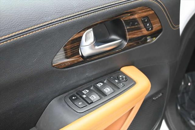 2023 Chrysler Pacifica Hybrid Pinnacle