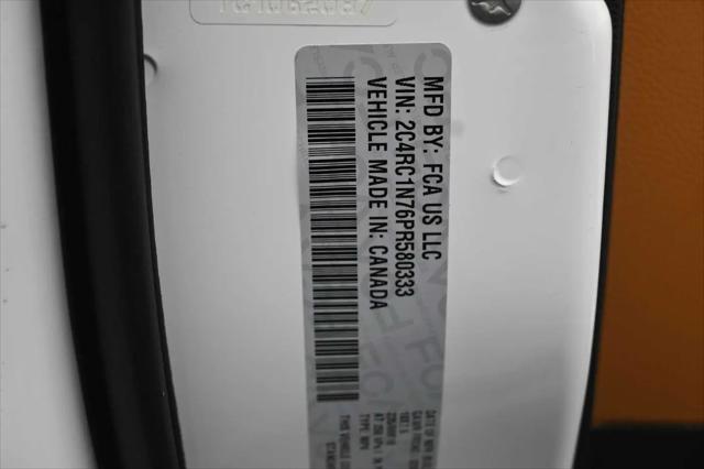 2023 Chrysler Pacifica Hybrid Pinnacle