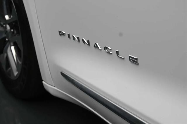 2023 Chrysler Pacifica Hybrid Pinnacle