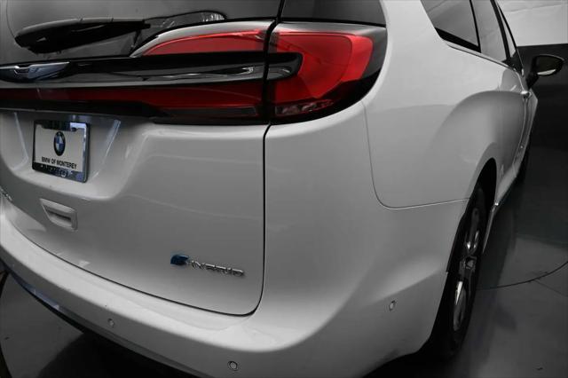 2023 Chrysler Pacifica Hybrid Pinnacle