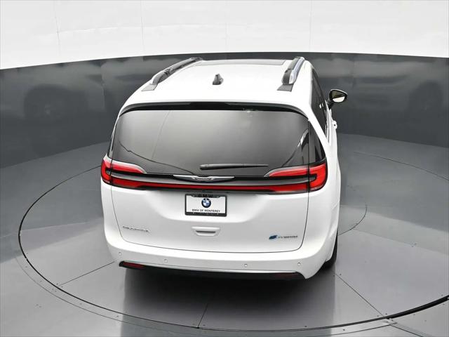 2023 Chrysler Pacifica Hybrid Pinnacle