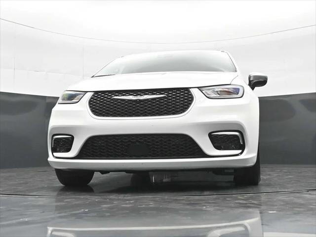 2023 Chrysler Pacifica Hybrid Pinnacle