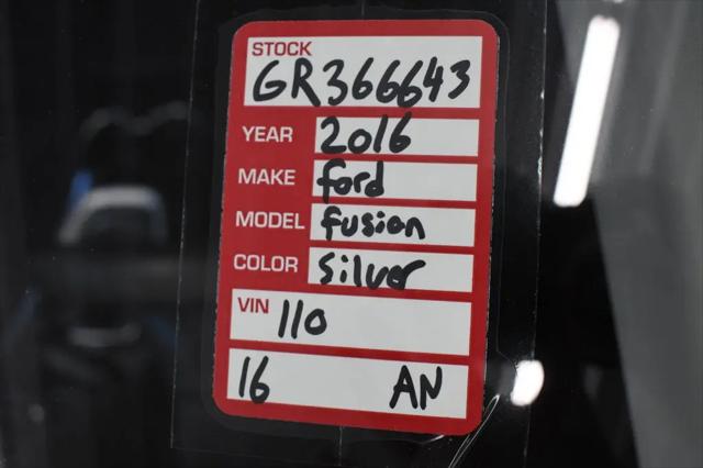 2016 Ford Fusion SE